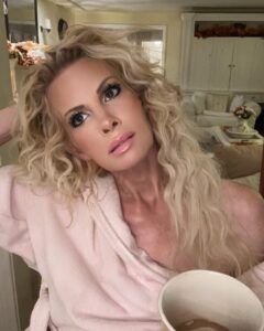 Actress Monica Potter HD Instagram Photos and Wallpapers March 2024