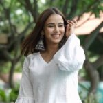 Monica Chaudhary Instagram - Days like this 🦜🤍 📸 @veer_photofactory Wearing @bunaai
