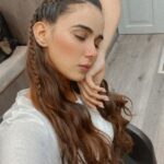 Monica Chaudhary Instagram - POV : my front camera 🤓 🤳