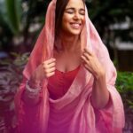 Monica Chaudhary Instagram - Just casually humming …‘sheesh mahal na mujh ko suhaye…tujh sang sukhi roti bhaaye’ Wearing @saphedliving 🌸🧿
