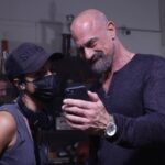 Monica Raymund Instagram - BTS shots of your Girl directing and also sharing the smiles with @chris_meloni . When you all watch tonight’s episode, can you tell which is my favorite scene? 🔪 Tonight. NBC 10/9c #organizedcrime @nbclawandorder