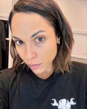 Monica Raymund Instagram - The Season Finale of Hightown is now streaming on STARZ . One of the most incredible opportunities of my career and I’m so grateful to have been a part of this cast, led by the baddest Boss in the biz, @rebecca_p_cutter . You have to tune in……what a ride.  #hightown @starz