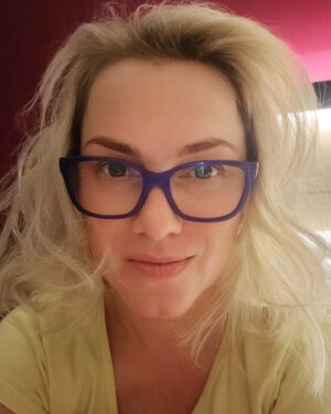 Monika Hilmerová Instagram - Ráno a večer som vždy za sovu. 
Prinajlepšom 🤣 
Pekný deň 😘