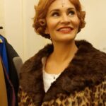 Monika Absolonová Instagram - Z šatny rovnou na prkna, která znamenají Funny Girl 😍 #zakulisi #muzikal #funnygirl #studiodva #divadlo #monikaabsolonova @monika_absolonova