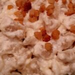 Monika Absolonová Instagram - Halušky podle maminky @marian_vojtko 10 ks brambor 25 lzic polohrubé mouky 15 lzic hladké mouky 200 g speku na skvarky 250 g taveného sýru typu Smetanito 300 g zakysané smetany zakysanka /acidofilní mleko/ na zapiti #spoluprace #billa #clever #vecerezbilly @billa_cz @marian_vojtko