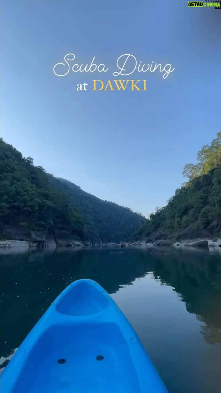 Monika Bhadoriya Instagram - HURRICANE ON THE HILLS!! DAY-5 SCUBA DIVING AT DAWKI.. #jeepride #scuba #diving #cliffjumping #wheels #vintage #underwater #freshwater #meghalaya #shnongpdeng #dawki #crystalclearwater