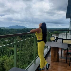 Monika Bhadoriya Instagram - Shooting cum vacation 🌈🌧☔️🏝

#shootmode  #workmode❤️ #vacationmode #positivelife #happyplace  #journeybegins #growthmindset #positiveenergy #meditativemind🧘‍♀️ #mountainslovers