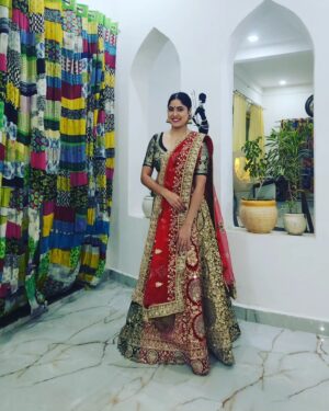Monika Bhadoriya Instagram - Diwali vibes ✨️ 💫🧨🎆🎇