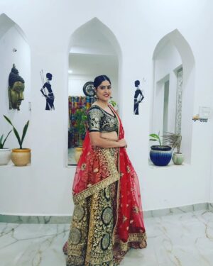 Monika Bhadoriya Instagram - Diwali vibes ✨️ 💫🧨🎆🎇