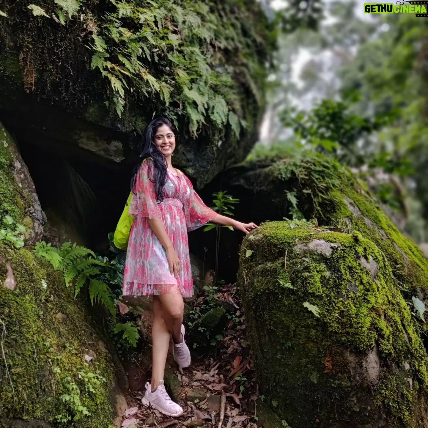 Monika Bhadoriya Instagram - Life is too short to explore the nature 😊