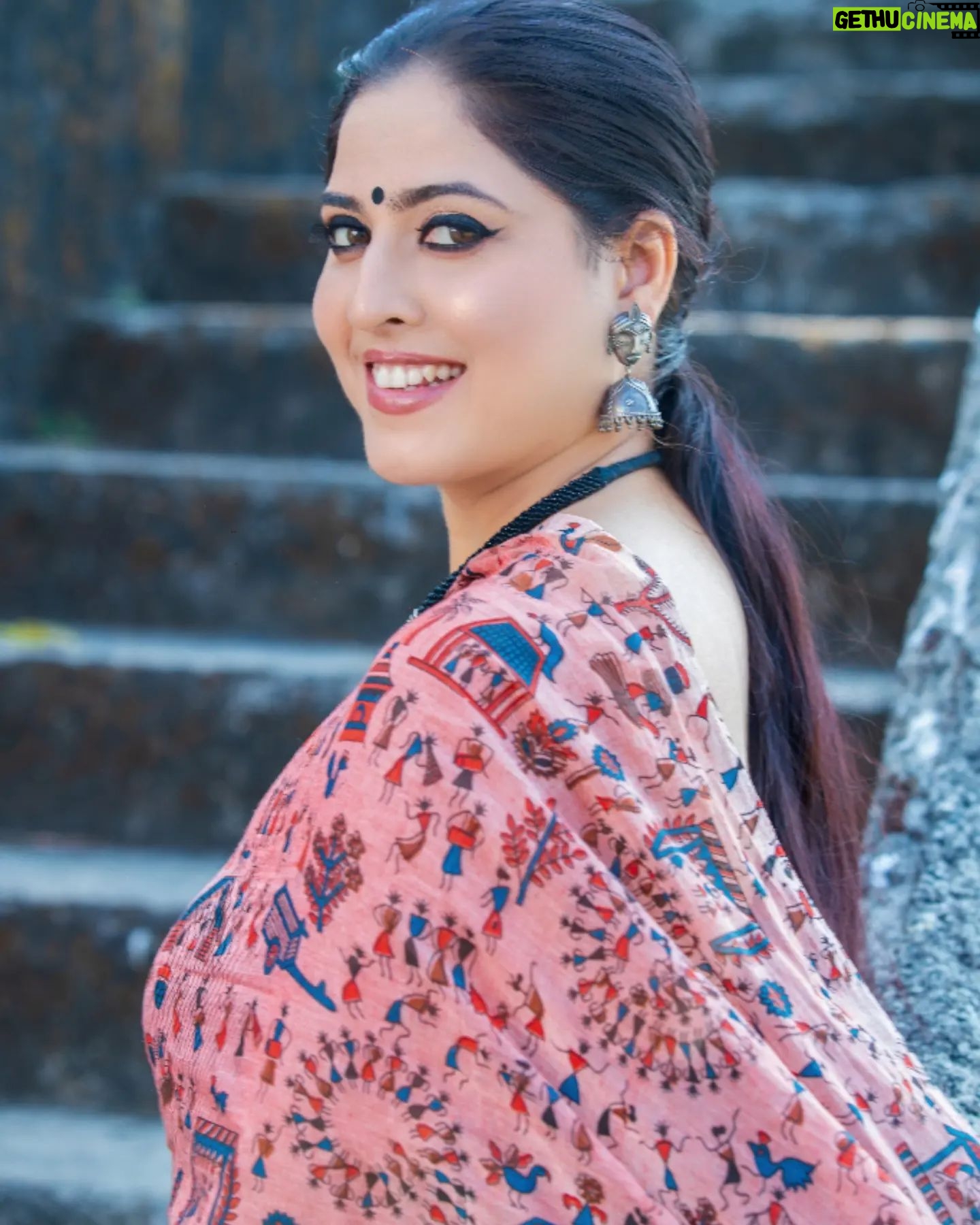 Monika Bhadoriya Instagram - #indianoutfit #sareecollection #beautyinspiration