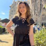 Monserrat Torrent Instagram – 😊 Una vueltecita a lo turista
👉🏻 Sabían? La Sagrada Familia lleva 142 años en construcción, y su creador, Antoni Gaudí, está enterrado al interior de la la Basílica. Gaudí es el máximo exponente del Modernismo Catalán y su obra está presente en muchos rincones de la ciudad.
Este lugar es uno de los 3 más visitados de España y más allá del tema religioso, como obra arquitectónica es un lugar alucinante de ver si andan por #barcelona
👗 @wadoschile
#viajes #instalike #instadaily #dress #trip #2024