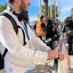 Monserrat Torrent Instagram - 🥳 Hoy Sábado!! Desde las 15:00 en @sabingochv todos invitados a vivir lo que fue el Carnaval de Sitges en Catalunya 😃 Uno de los eventos más importantes de la ciudad, donde las calles se llenan de disfraces, alegría, música y diversión!! 🙌🏻 No se pierdan este gran trabajo que hicimos junto a @nicobarrios en la realización del capítulo en terreno, más todo el trabajo que hizo el equipo de #Sabingo desde Chile y todo lo que significa trabajar a distancia, dio como resultado un capítulo vibrante que tienen que ver!! 🤩 Los esperamos!!! 🥳 en @chilevision #instadaily #tvshow #sabingo #chilevision #playa #carnaval #instagood