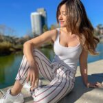 Monserrat Torrent Instagram – ☀️Buen sábado chiquill@s!! 😊 Para los días de sol y calor, que en esta época aquí son poquitos, me traje la colección de verano de @wadoschile 🙌🏻 Estos pantalones perfectos para el día! Yo aquí disfrutando de estos rayitos de sol :)
💇🏻♀️ hairstyling @carlosyeugenio 👏🏻
#instadaily #instalike #woman #summer #2024 #outfit