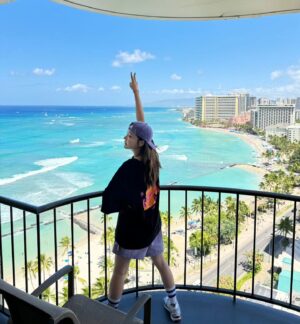 Moon Ji-in Instagram - ❤️
.
.
#hawaii
#waikikibeachmarriott #marriottwaikiki 
@marriottwaikiki