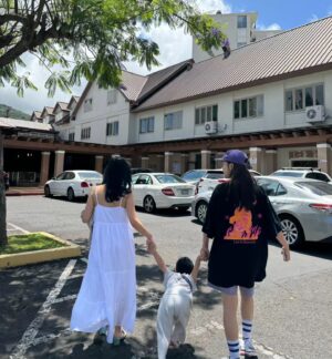 Moon Ji-in Instagram - ❤️
.
.
#hawaii
#waikikibeachmarriott #marriottwaikiki 
@marriottwaikiki