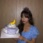 Moon Sua Instagram - 19990909 소중한 사람들과 시간을 보낼 수 있어서 너무너무 행복한 날이었어요 부모님, 하나뿐인 오라버니, 우리 멤버들 그리고 생일을 축하해주신 모든 분들께 감사드리고 항상 열심히하는 수아가 될 수 있도록 노력하겠습니다 사랑합니다💜