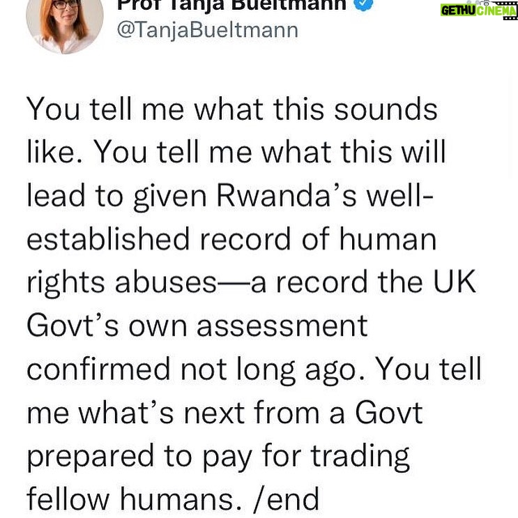 Morfydd Clark Instagram - No offshoring no deportations. Stop the Rwanda flight