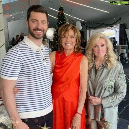 Morgan Fairchild - 1K Likes - #OnMyWalk to Entertainment Tonight, on too, Nov 28 at 7:30 ET/PT, when ET visited with @LindaGray_ and me on our set of #LadiesOfThe80s #ADivasChristmas Catch us tonight! #HappyHolidays #MerryChristmas Sending Love To You All💗🎉💗🎄🦌🎅🏻🎁💗🦌💗🎉💗🎄💗🎅🏻💗🎁💗🦌💗🎉💗🎄💗🎅🏻💗🎁💗🦌💗🎉