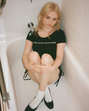 Morgan Lily Instagram - for @radiodolls 🫧🫧