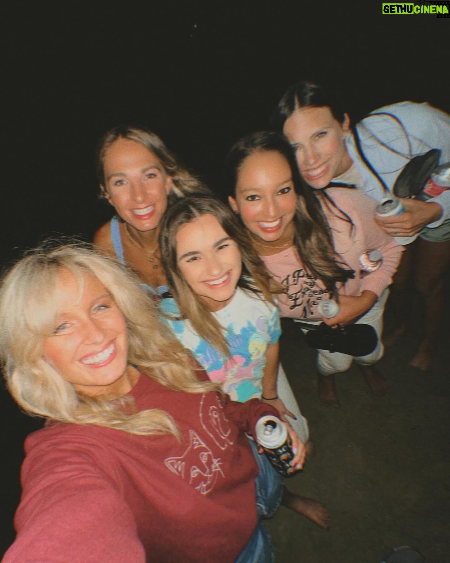 Morgan Huelsman Instagram - girlhood is iconic. it’s the nights you spend recreating music videos. it’s the dinners and breakfasts where you catch each other up on all of your best secrets. It’s the belly laughter where you pee a little. it’s the group chat that no one will ever get to see. it’s the spontaneous trips to go eat and gossip in another city than your own. it’s the screaming break up songs at the top of your lungs while on a drive that first had you all in tears. it’s the walks with coffee and the late night ice cream runs. it’s the get ready with me and don’t let me pee alone at the bar. it’s the morning bed hangouts after a night out. it’s the let’s just get a bunch of options and split it. it’s the texting each other advice on what to wear. it’s the being there for each other at the drop of a hat. It’s the love that knows no bounds. • today we will see (rightfully so) how far we still have to go to make this world, this society accept women completely. Though I can’t help but be in awe that despite all of the things generations of women have gone through, they still found a way to have girlhood. • this is my girlhood. these are my people. my unwavering supporters, uplifters, and inspiration. I’m forever lucky to have them. 🩷 happy international women’s day to all the incredible, special women in the world!