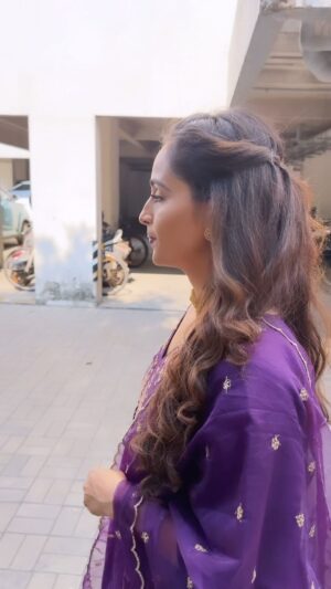 Mounika Dev Instagram - Ne Tendulkar kadikadhu na mattum anjali dhannnn🙈