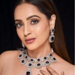 Mounika Dev Instagram - #chennaifashion #indoor #redcarpetfashion #thankgod #judsonphotography Inframe : @mounikadeviofficial Photography : @alex_judeson Vc :@ajudaythclicker Makeup : @hemas_makeupandhair Costume : @naachboutique