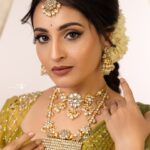Mounika Dev Instagram - Sooseki 🔥 Makeup @subsartistry Hair @_stylenart_ Saree draping @style_with_anbu Stylist @hannah.glory Jewels @aarvee.chennai Saree @houseofayati Blouse @ashtag_sewing Photography @sano_visuals