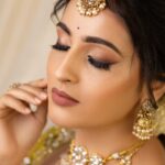 Mounika Dev Instagram - Sooseki 🔥 Makeup @subsartistry Hair @_stylenart_ Saree draping @style_with_anbu Stylist @hannah.glory Jewels @aarvee.chennai Saree @houseofayati Blouse @ashtag_sewing Photography @sano_visuals