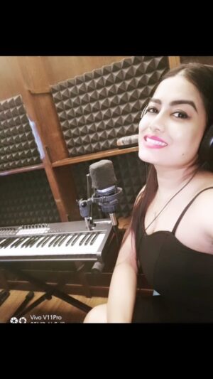 Mousumi Nayak Instagram - Music 🎶 🎶🎶🎶🎶🎶🎶
