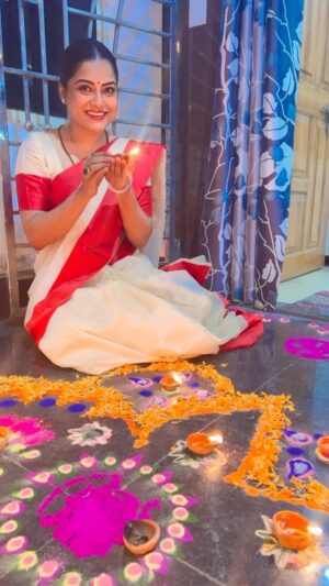 Mousumi Nayak Instagram - Happy Diwali 🪔