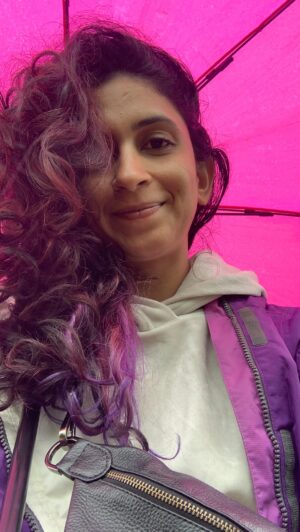 Mrinmayee Godbole Instagram - A day happily spent third wheeling with these two 🐱 

#vlog #fog #cog