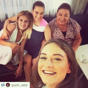 Müge Uyar Instagram - Yeni sezon hayırlı olsun...#karaekmek