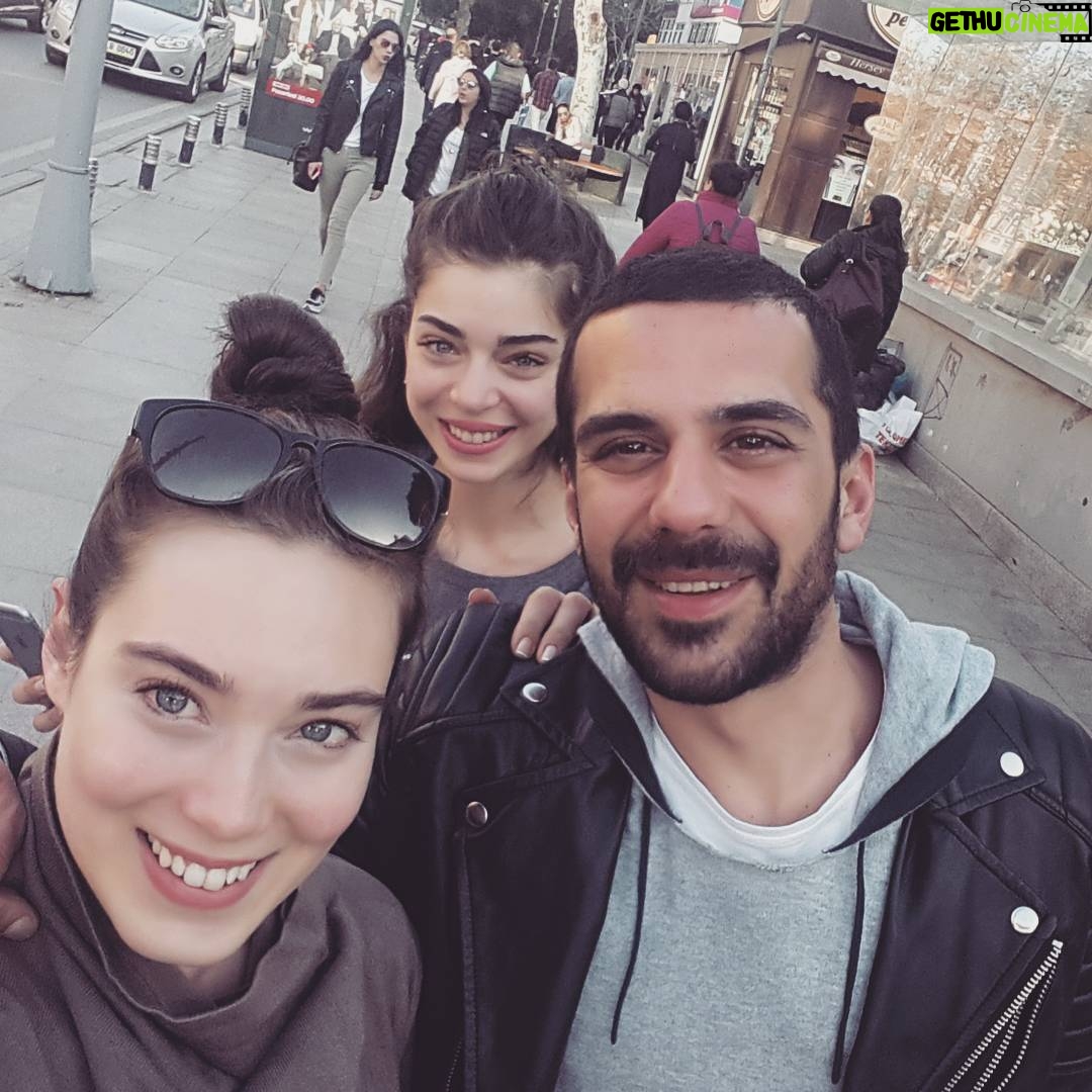 Müge Uyar - 713 Likes - Canlarım💐