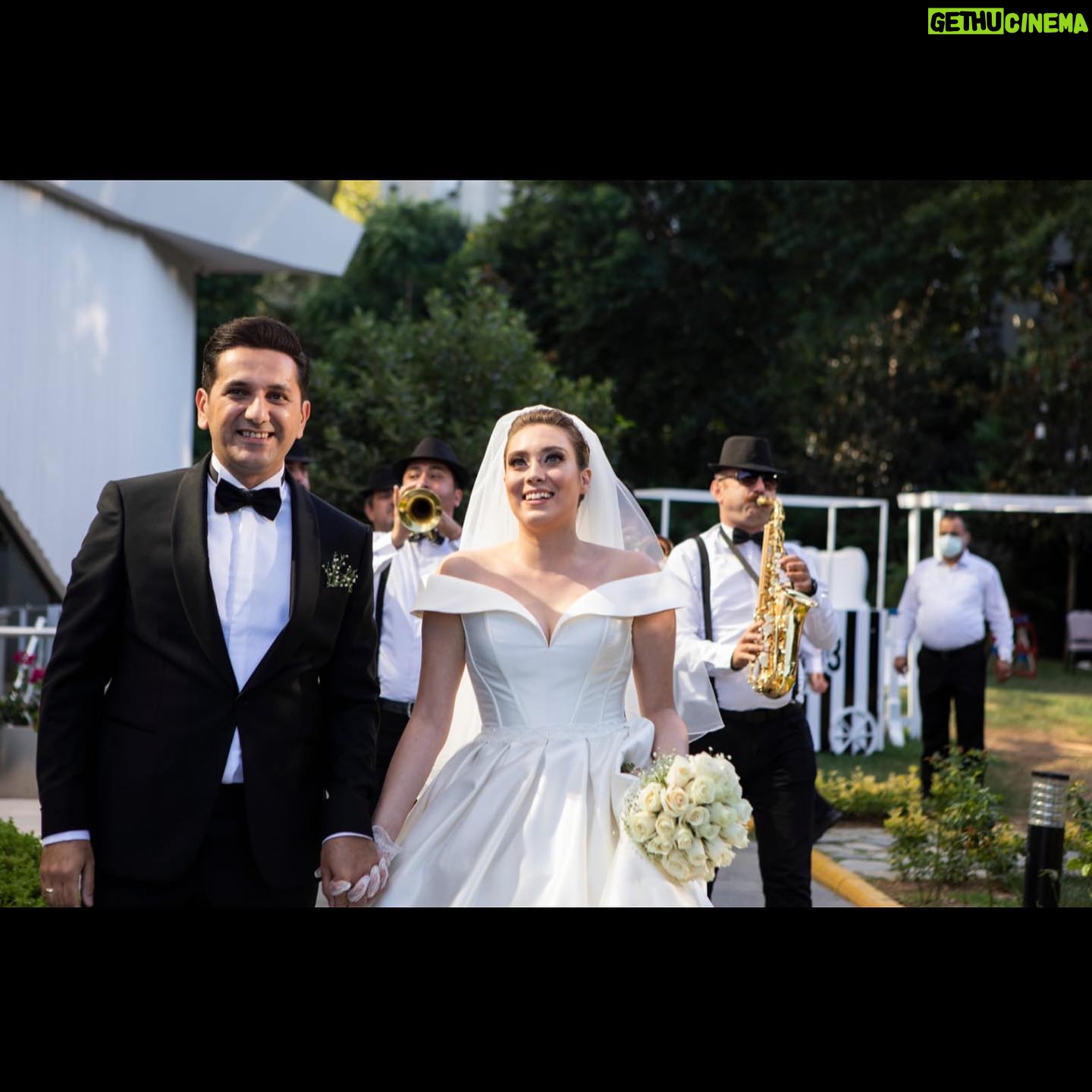 Müge Uyar - 3.5K Likes - Güzel yürekli eşim seni iyi ki tanımışım.Bir ömür seninle herşeye evet
05.09.2020