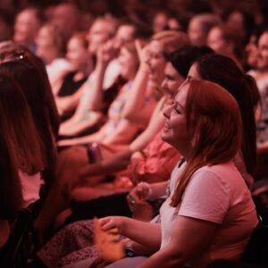 Myf Warhurst Instagram - Bang On Live in Adelaide was incredible! We laughed, we cried, we overshared. Absolutely pinching ourselves at the beautiful community of Bang Fam. 🩷

Big love to @brihammond for capturing our first sold out show of the tour. 🧡

Can’t wait to meet Bang Fam all over the country! Tickets for all shows on sale now (and selling fast) via the link in bio.