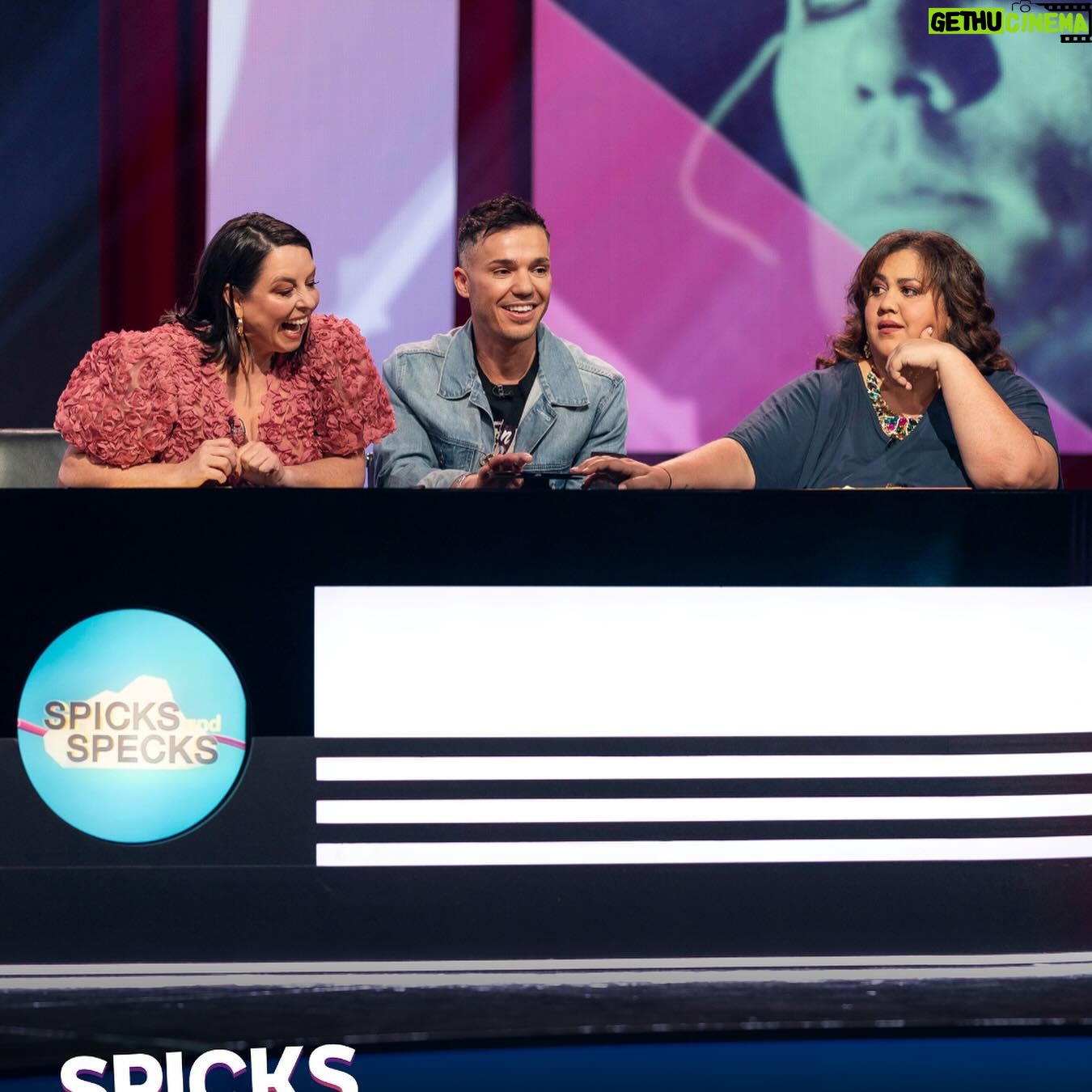 Myf Warhurst - 2.1K Likes - In the creepy words of Rod Stewart, Tonightās The Night, all. WEāRE BACK with a brand new series of #SpicksandSpecks. 7.30pm ABCV and @abciview with a glorious cast of talented folk @anthonycallea @stephtisdellcomedy @mrstommylittle @yveblake and my all time faves @adamhillscomedy & Alan Brough
YOU KNOW WHAT TO DO (tune in) xxxx