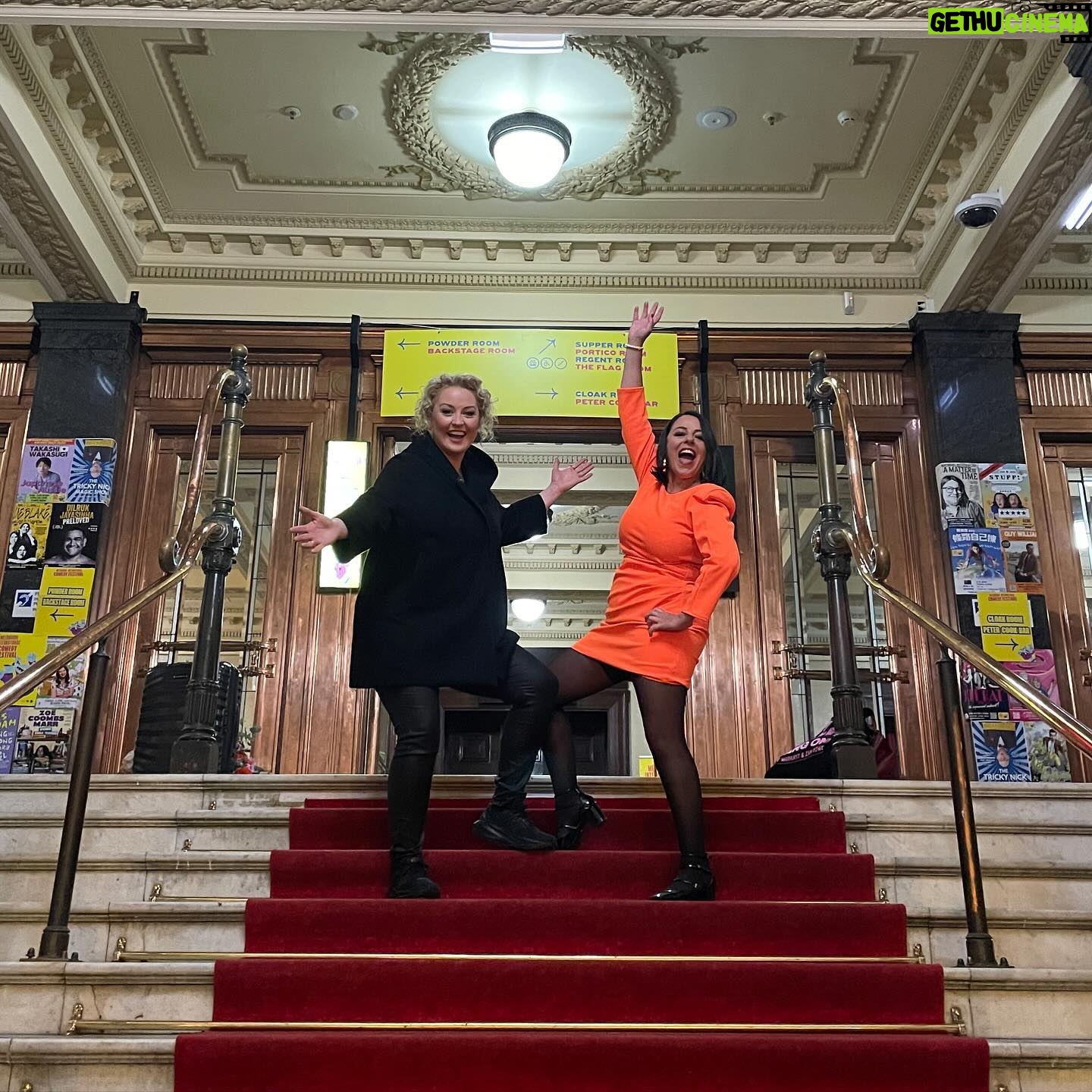 Myf Warhurst - 1.6K Likes - Melbourne you made our hearts explode! Our biggest Bang On Live to date and hometown too. š§”
Thank you for coming to our Town Hall show, for dressing up, and for being the greatest community. We are so lucky. Thanks to beautiful @joelcreasey and @kitwarhurst for being our secret special guests!
It all feels like a dream. Hereās a few piccies to confirm itās real.
Brissie, youāre next! š©· Tickets for all remaining Bang On Live shows on sale now and going fast. Link in bio.