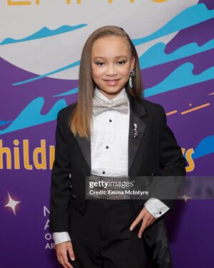Mykal-Michelle Harris Instagram - A time was had part 2….omg #emmyNight #emmyAwardWinner2023 #kimraisingkim #disney #disneychannel #God #blessed 🎀 = @tamtamthehands 💄= @shadaraholmes.mua 👗 = @thebradleystudio  ALL BLING by @blingboozeandbabyshoes