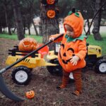 Núria Madruga Instagram - Encontrei uma abóbora muito fofinha. 🎃 Happy Halloween 🎃 #Halloween #babyhalloweencostume