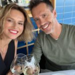 Núria Madruga Instagram - Este menino faz anos hoje e somos uns sortudos por o ter na nossa vida! 🤍 Parabéns, @vaskini 🥳🎉🎉🎉🤍, um brinde a ti, que seja um ano com muita saúde, paz e Amor.