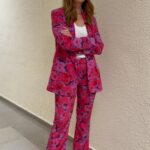 Núria Marín Instagram - Soy vuestra periodista de confianza. Siempre informando. Al filo de la noticia. Look @morgandetoispain @porcelania Vídeo @yua_mua
