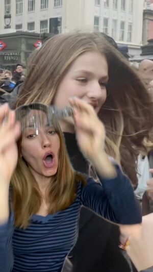 Núria Marín Instagram - Ese momento en el que por fin te quitan los brackets… ¡Es inigualable! Gracias @aniiitaa_19 por las fotos! 🫶 #RoyalSalseo