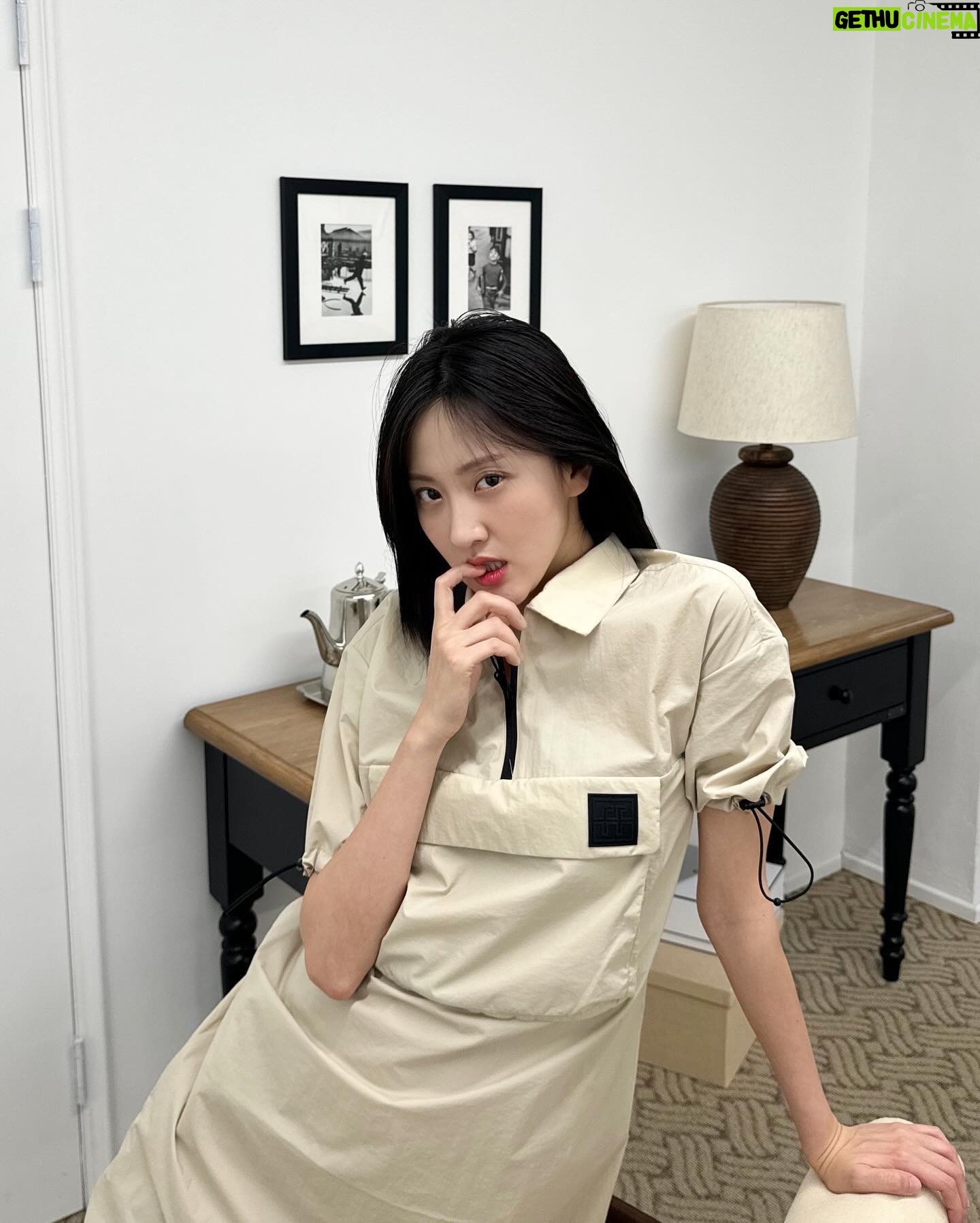 Na Hae-ryung - 1.5K Likes - #광고 @offroad__official🤍편안함과 멋을 동시에 오프로드🤍
#offroad #오프로드#ㅇㅍㄹㄷ#컨템포러리아웃도어#고프코어