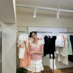 Na Hae-ryung Instagram - @burmula.kr 버뮬라의 아네모이아🌹 이렇게 다 예뻐버리면 심각하게 곤란하세요💋 5월12일~5월14일 11:30 -20:00 성수동2가 289-295,2층 hago haus #광고#burmula#버뮬라#버뮬라24SS#하고하우스성수