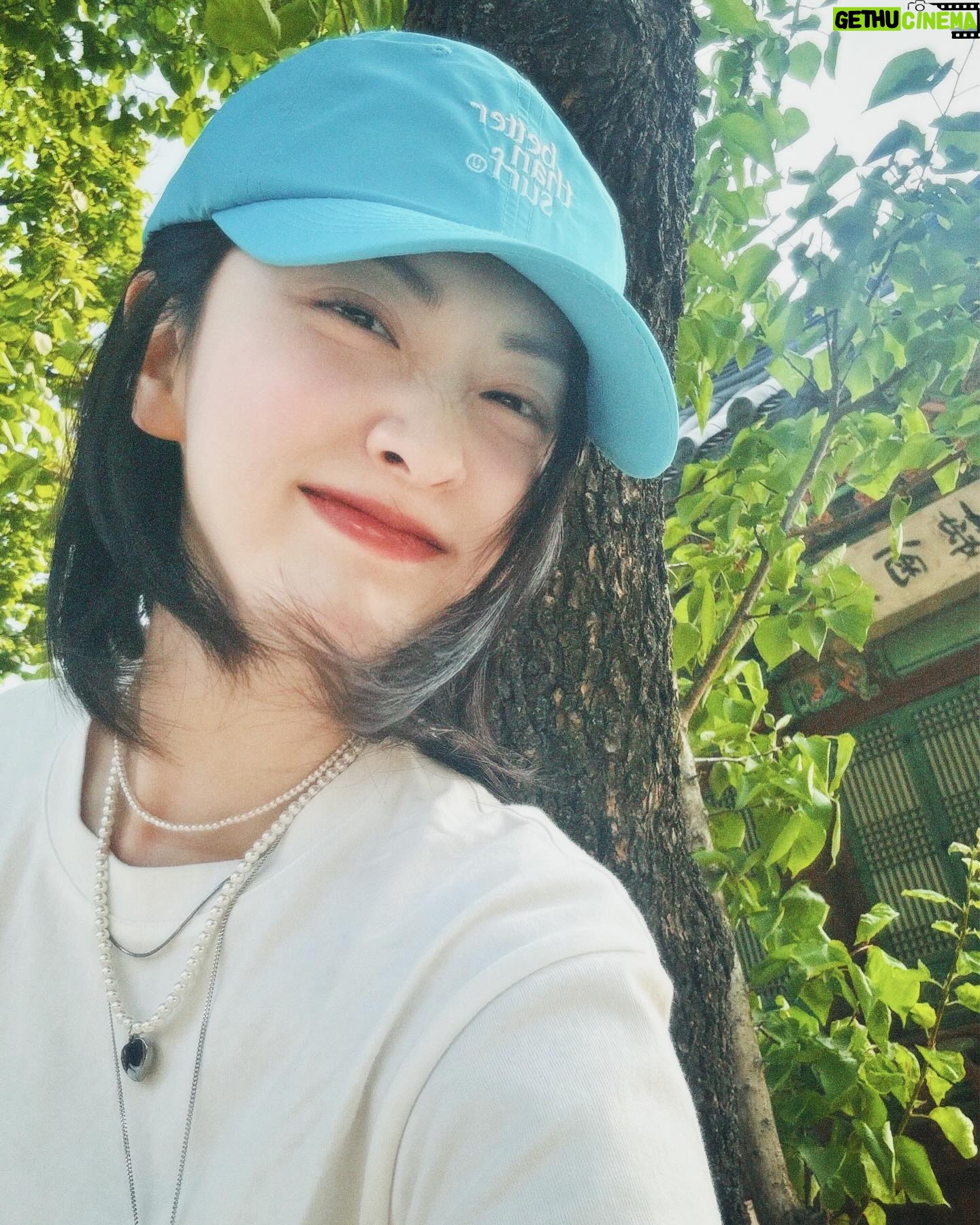 Na Hae-ryung - 1.3K Likes - @betterthansurf 여름, 준비 갈 완료 💙