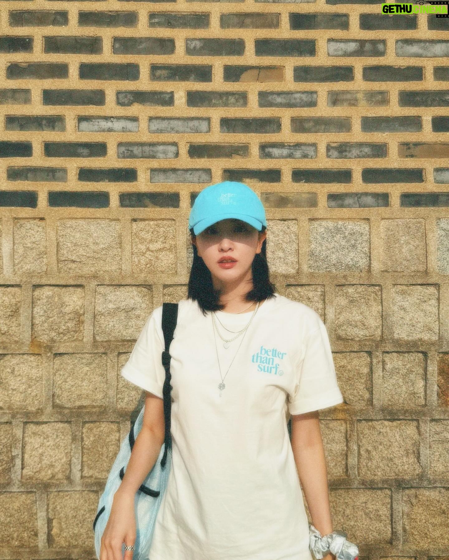 Na Hae-ryung - 1.3K Likes - @betterthansurf 여름, 준비 갈 완료 💙