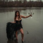 Nadège Lacroix Instagram – Promis le crâne est un faux ! 💀💀💀

Allez dernière avant celle de couple ♥️ trop hâte de vous les montrer elles sont ouf ! 

#shooting #paris #photography #pictures #picoftheday #witch #witchesofinstagram #witchvibes #art #arty #univers #dark #darkmood #mystic #me
