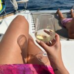 Nadège Lacroix Instagram – PROLONGATION DE VACANCES 
☀️👙🚤💙

Et si les meilleures vacances c était juste les imprévus et les retrouvailles avec de belles personnes ❤️ 

Je vous fais de gros bisous ❤️💋

#imprevu #friends #goodlife #happyme #sunnyday #vacation #italy #☀️ @gigirimkus