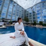 Nadège Lacroix Instagram – 🌸 UNPOSTED 🌸

#geneve #geneva #president #hotel #poolday #happiness #gourmande #clubsandwich #labase #sundaymood #☀️